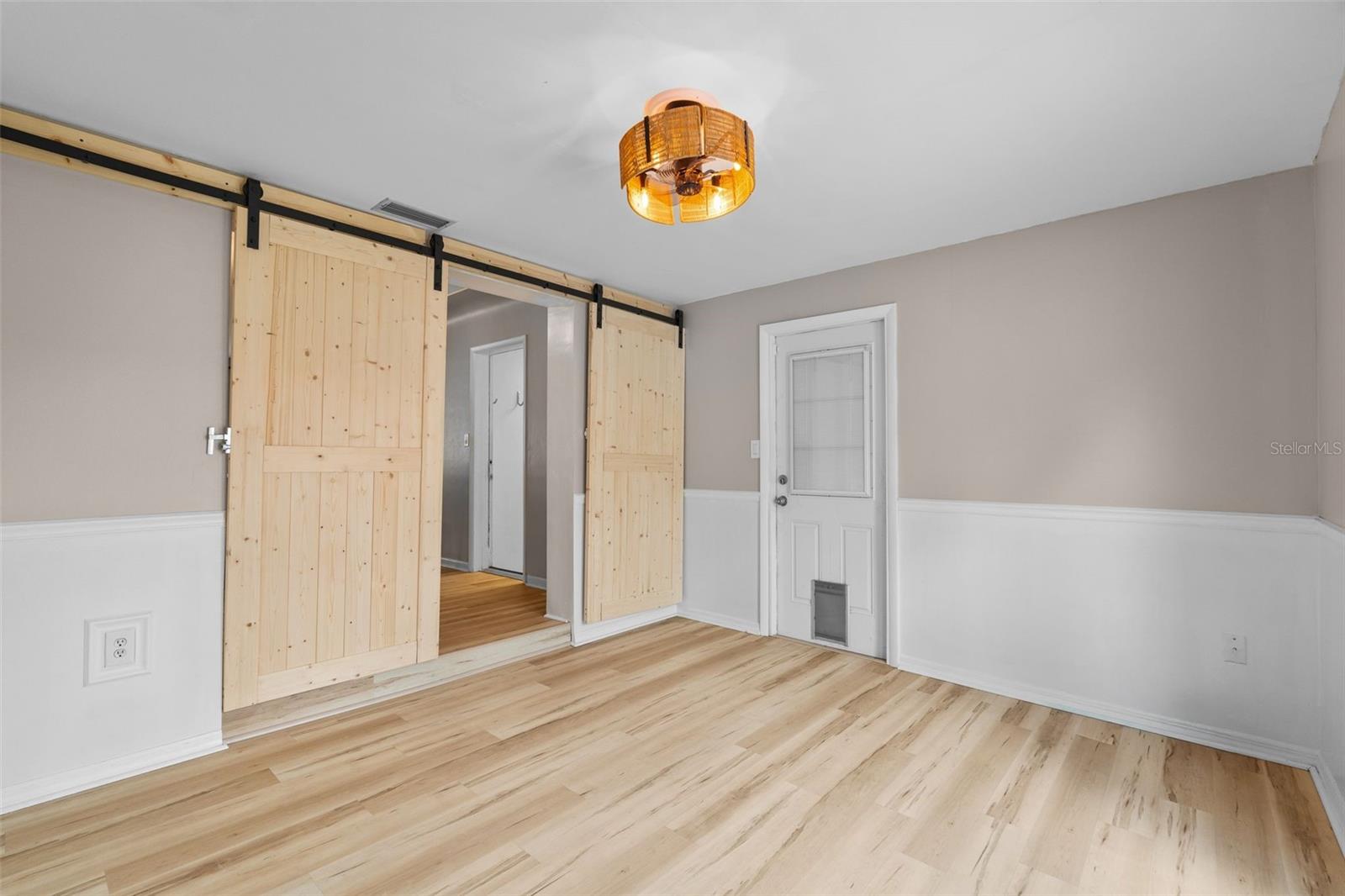 LAKE PEARL ESTATES - Residential