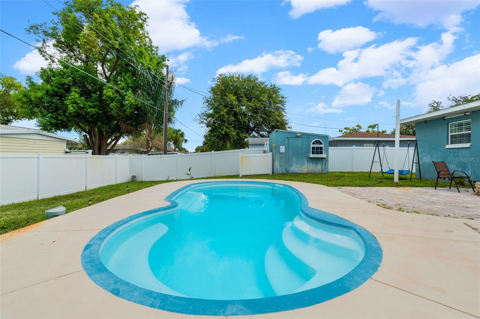LAKE PEARL ESTATES - Residential
