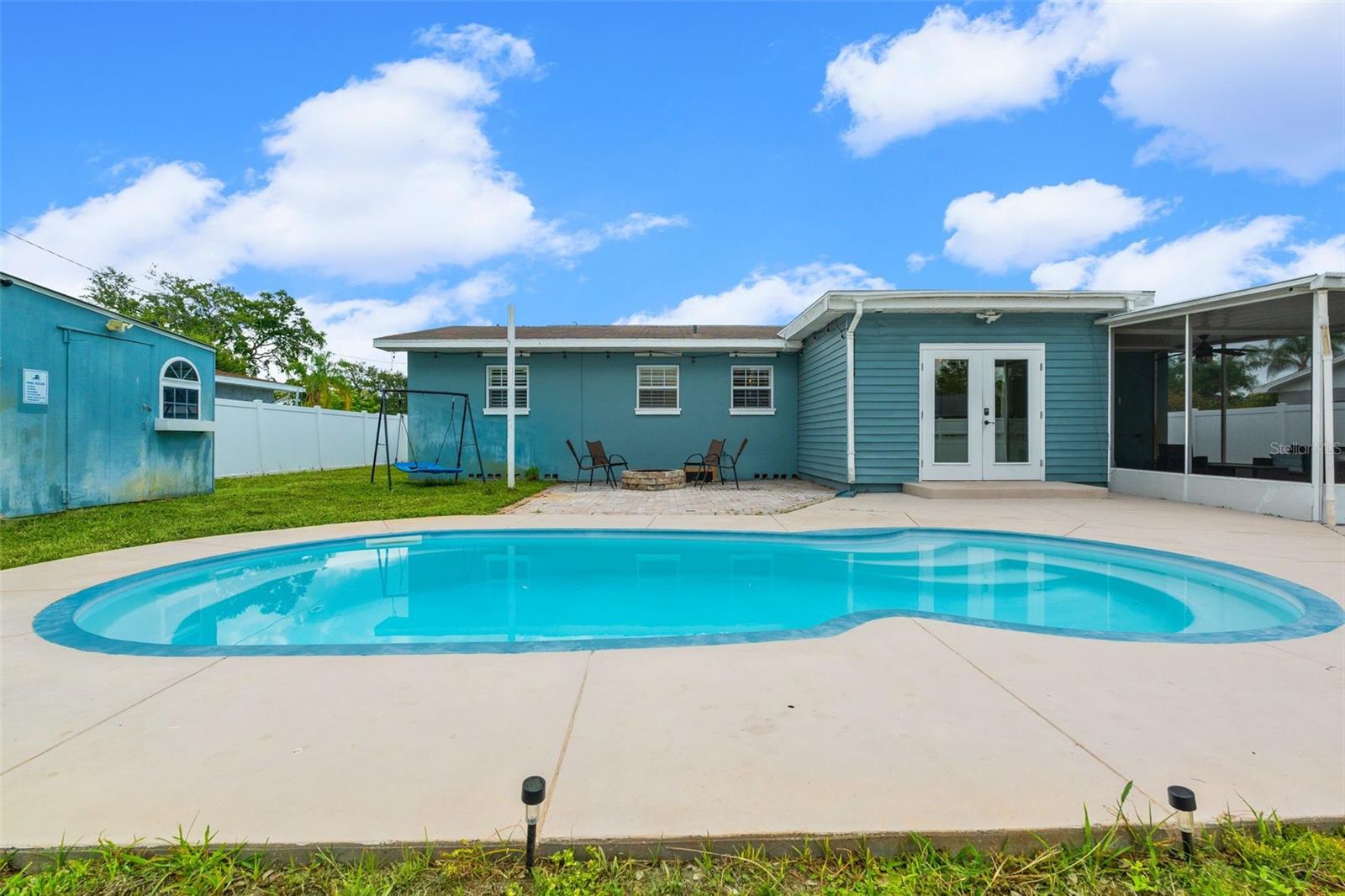 LAKE PEARL ESTATES - Residential