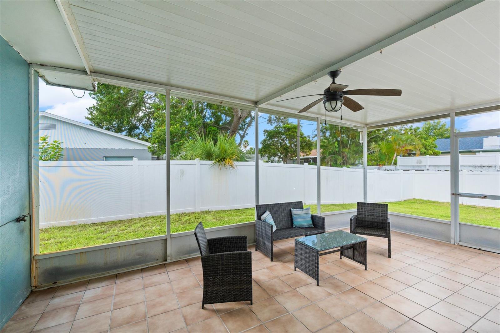 LAKE PEARL ESTATES - Residential