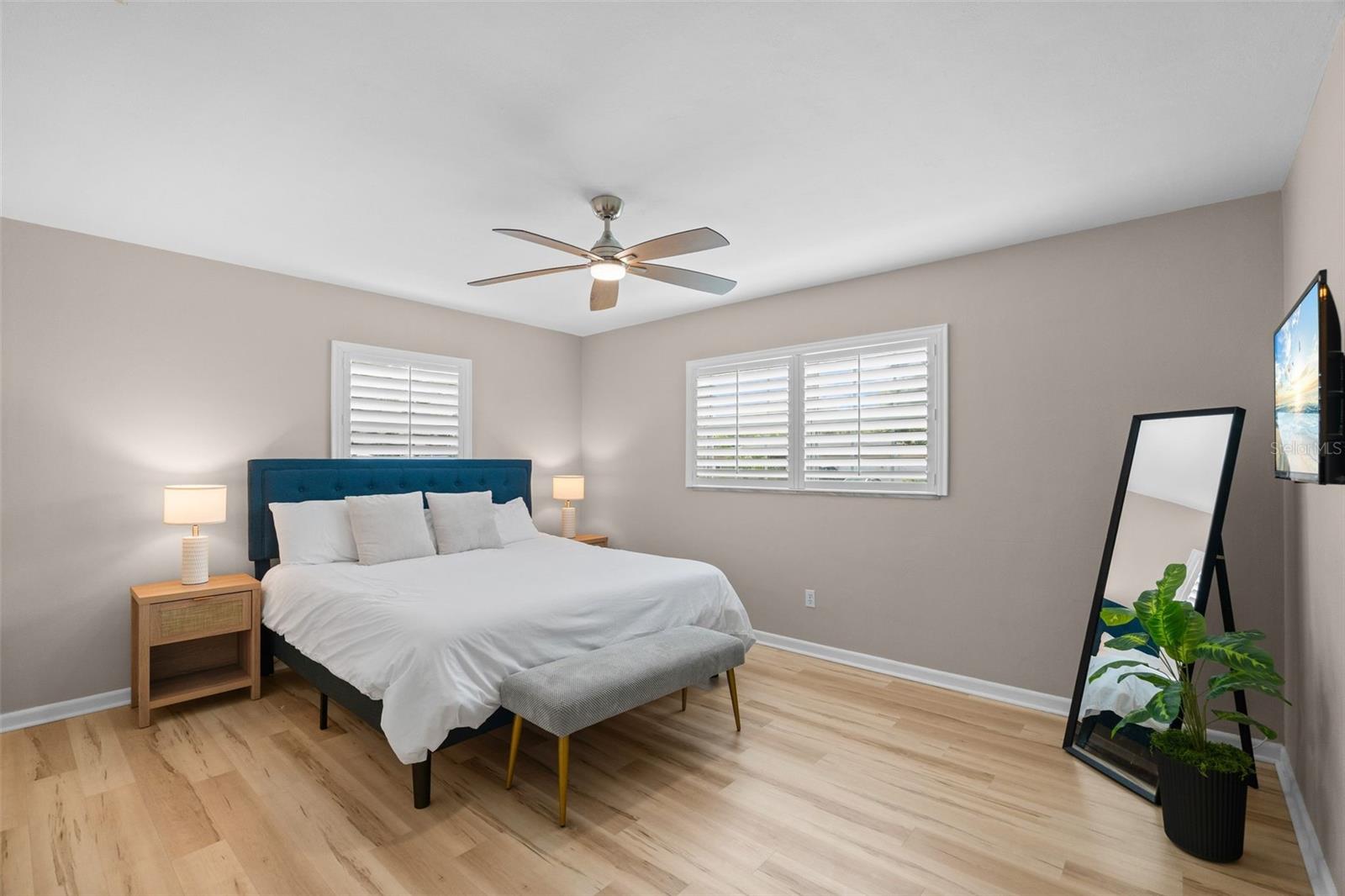 LAKE PEARL ESTATES - Residential