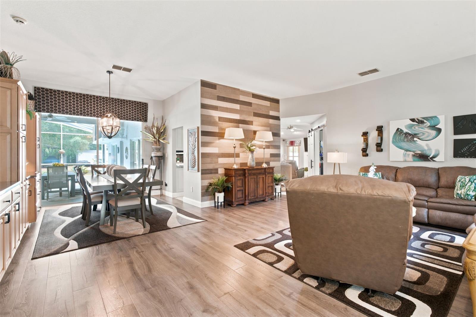 LAKE LENELLE WOODS - Residential
