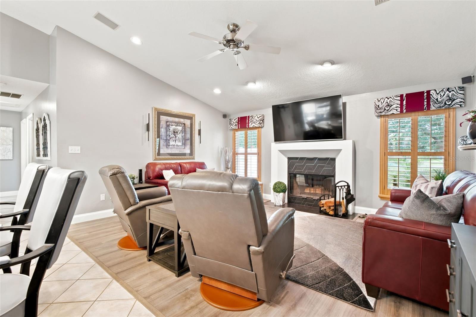 LAKE LENELLE WOODS - Residential