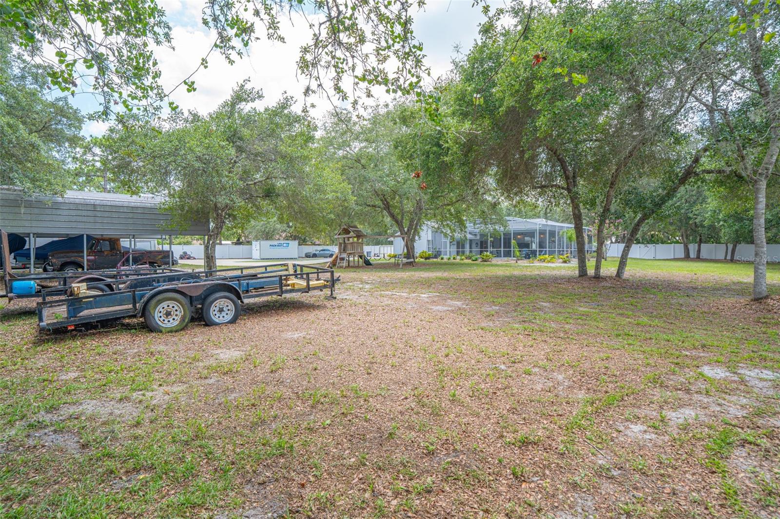 LAKE LENELLE WOODS - Residential