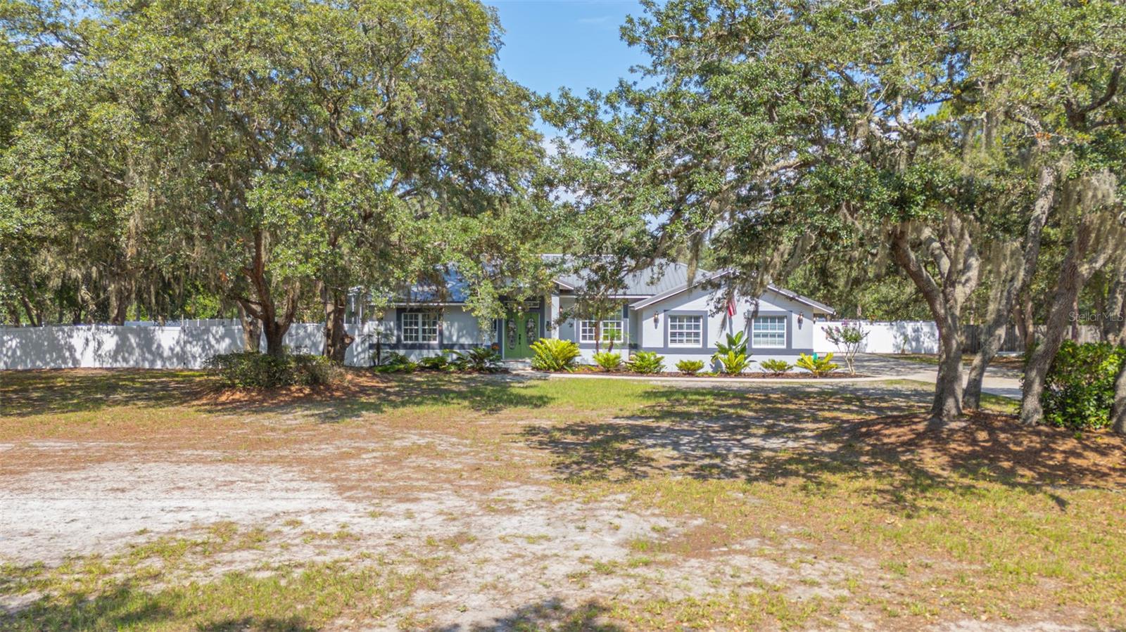 LAKE LENELLE WOODS - Residential