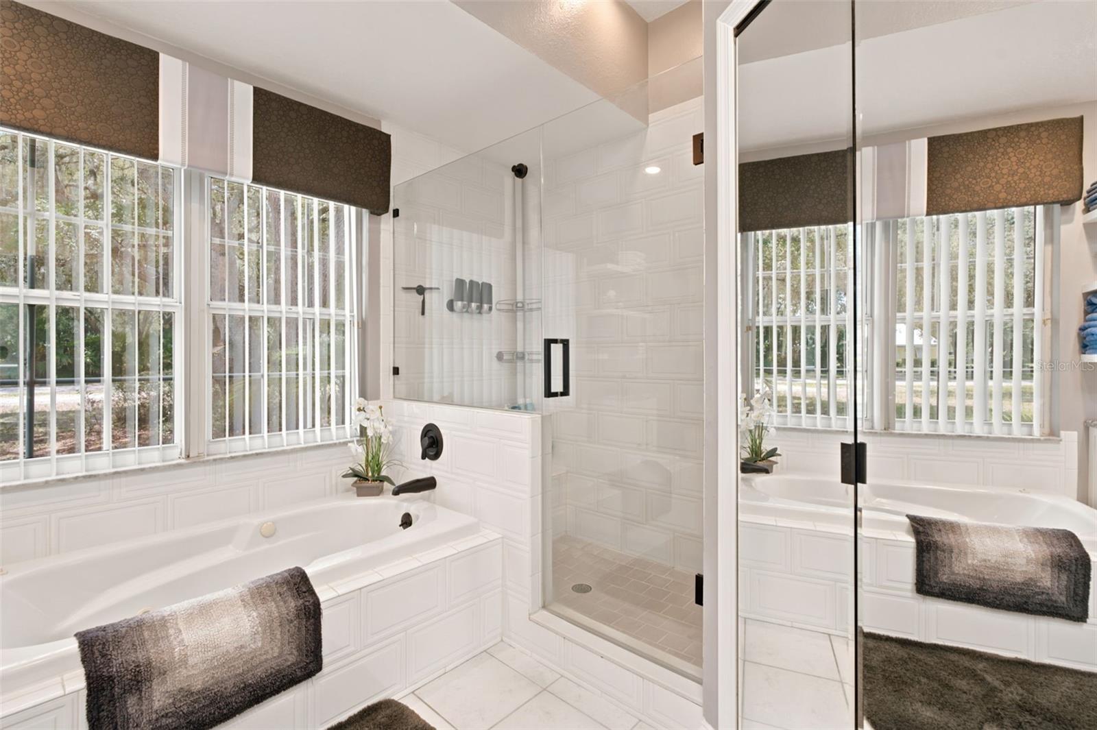 LAKE LENELLE WOODS - Residential