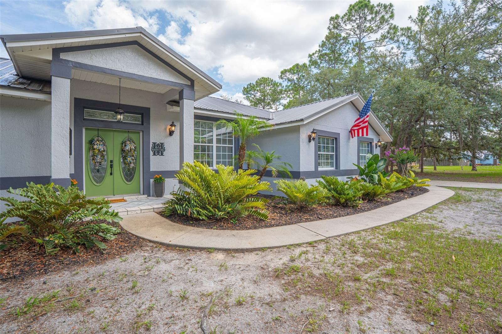 LAKE LENELLE WOODS - Residential
