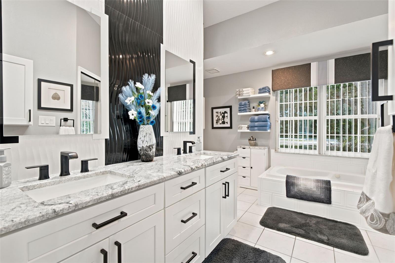LAKE LENELLE WOODS - Residential