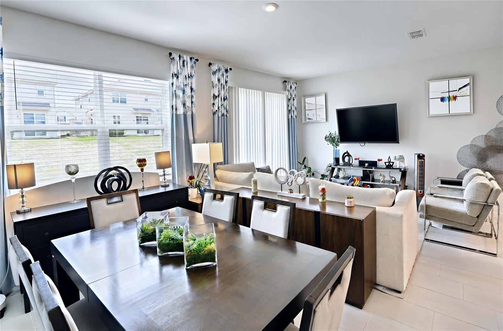 SOLEIL AT WESTSIDE - Residential Lease