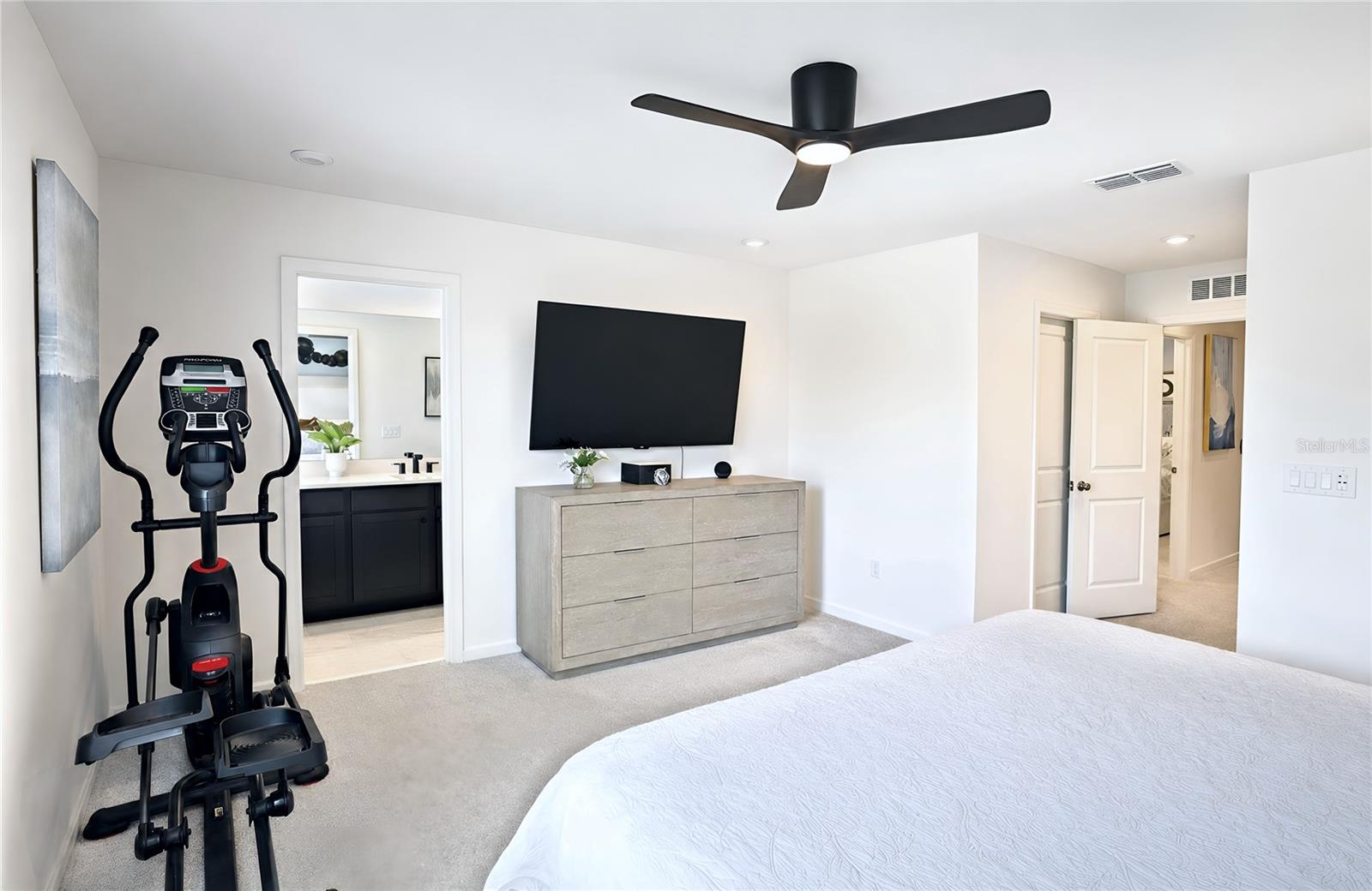 SOLEIL AT WESTSIDE - Residential Lease
