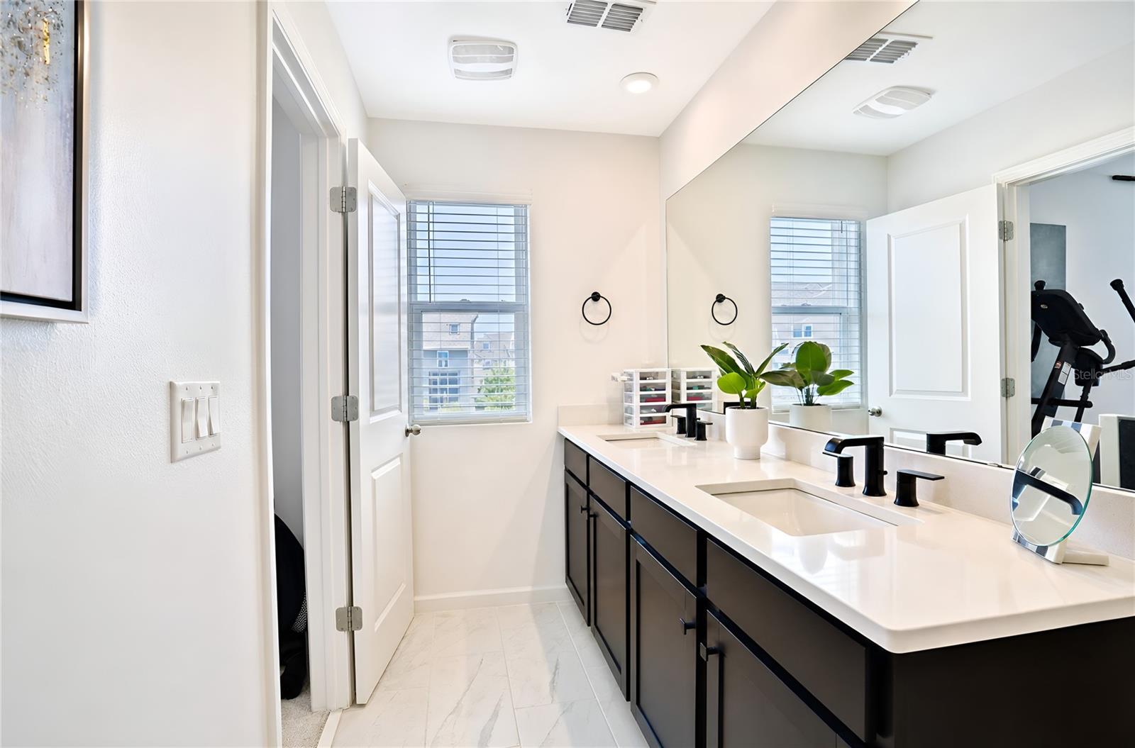 SOLEIL AT WESTSIDE - Residential Lease