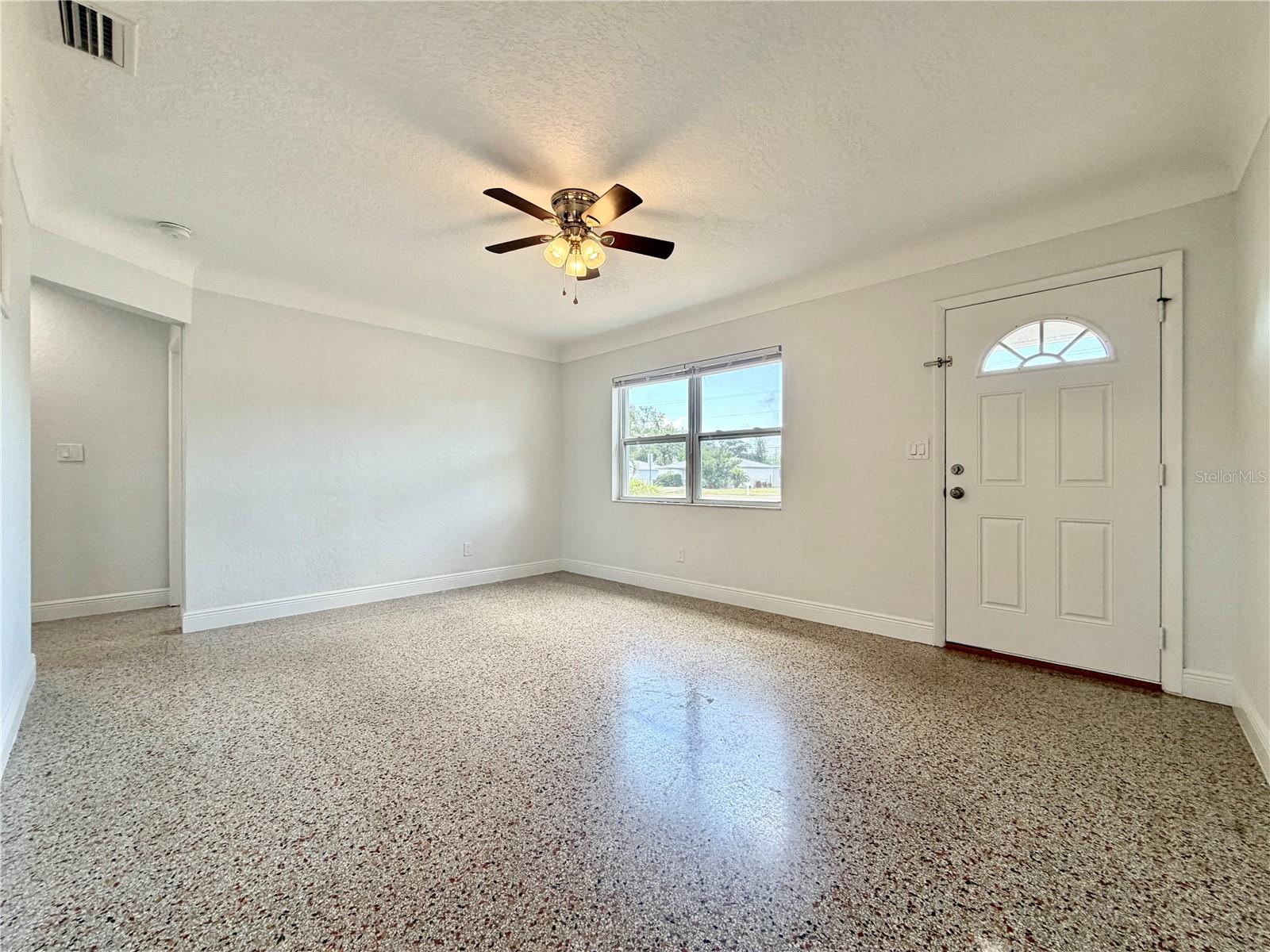 HOLDCROFT HEIGHTS UNIT 2 LOT 19 - Residential Lease