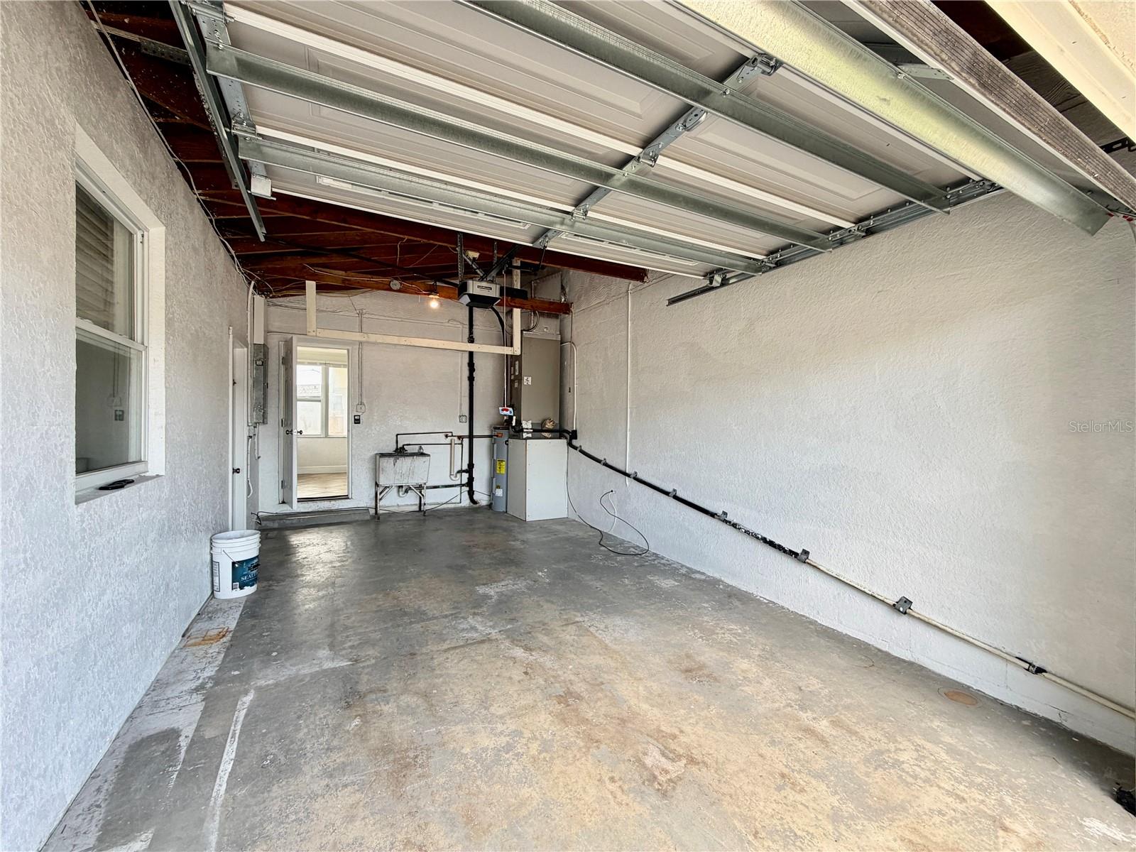 HOLDCROFT HEIGHTS UNIT 2 LOT 19 - Residential Lease