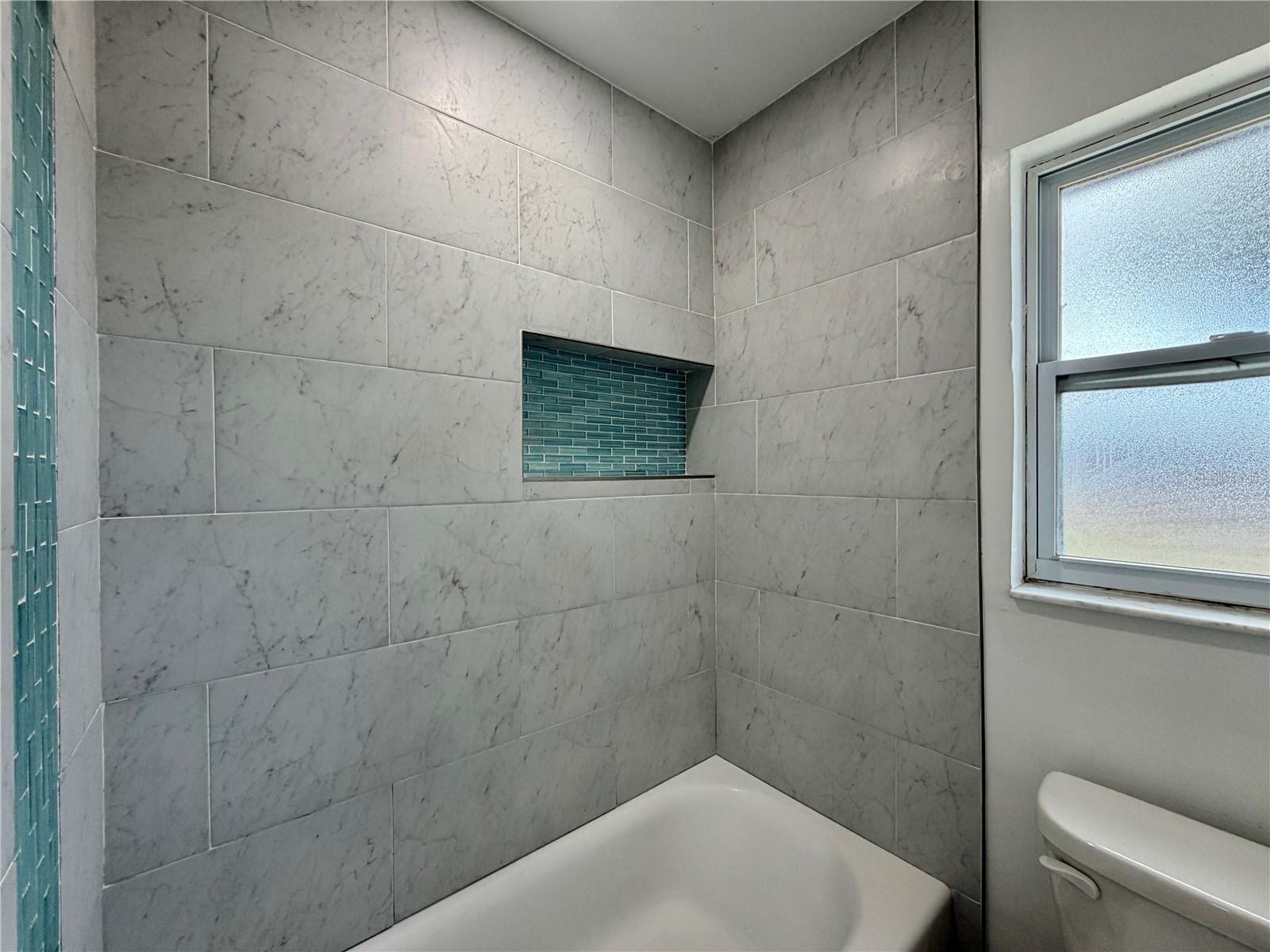HOLDCROFT HEIGHTS UNIT 2 LOT 19 - Residential Lease