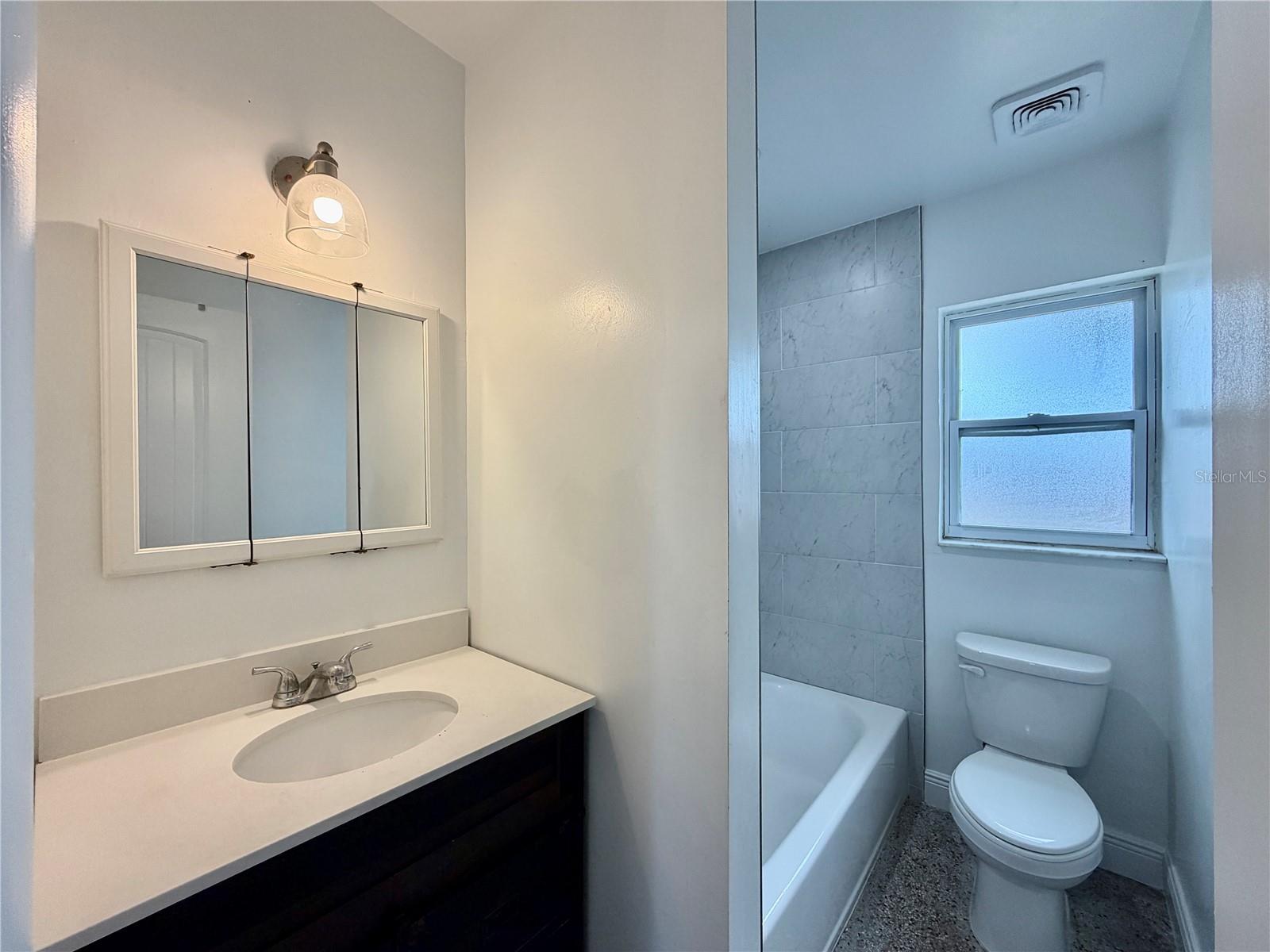 HOLDCROFT HEIGHTS UNIT 2 LOT 19 - Residential Lease