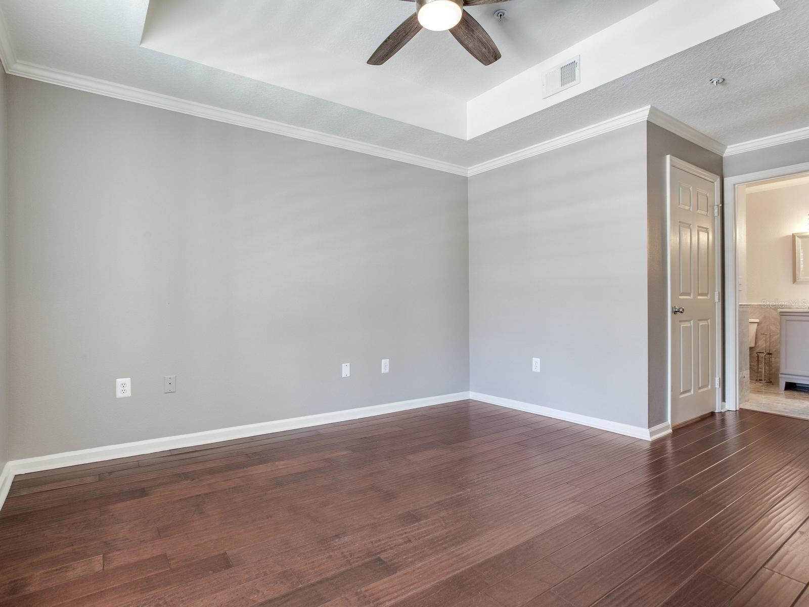 HYDE PARK WALK A CONDO - Residential Lease
