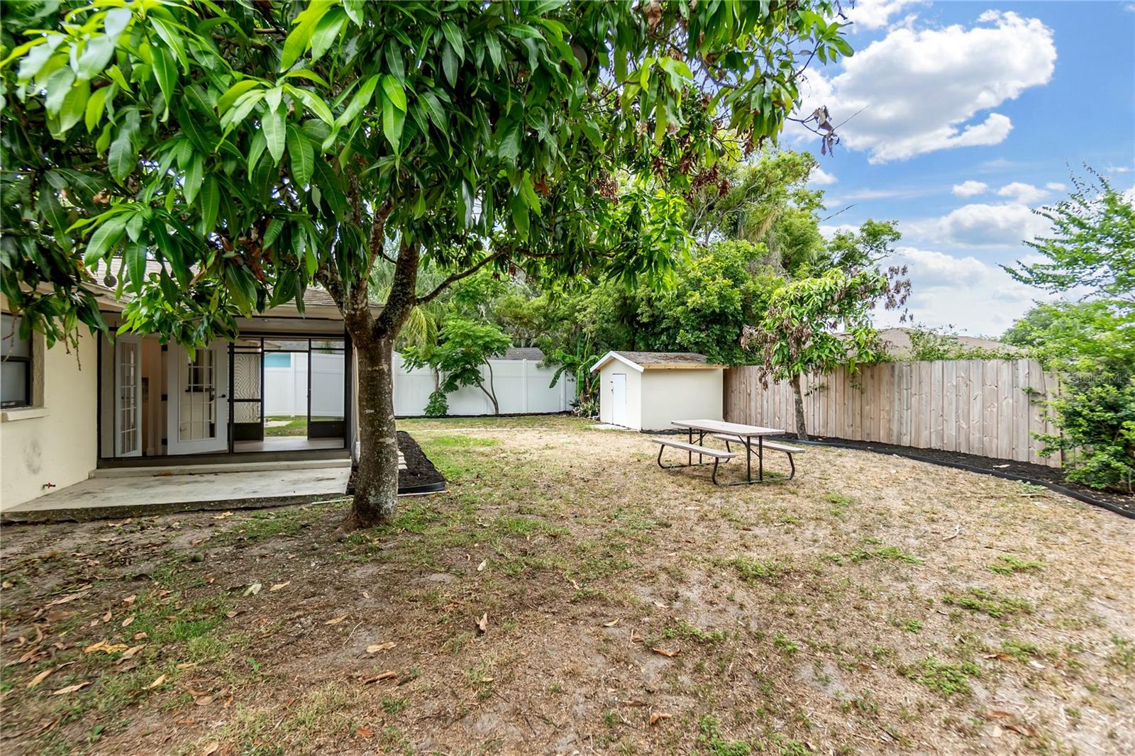 STONE CREEK - Residential