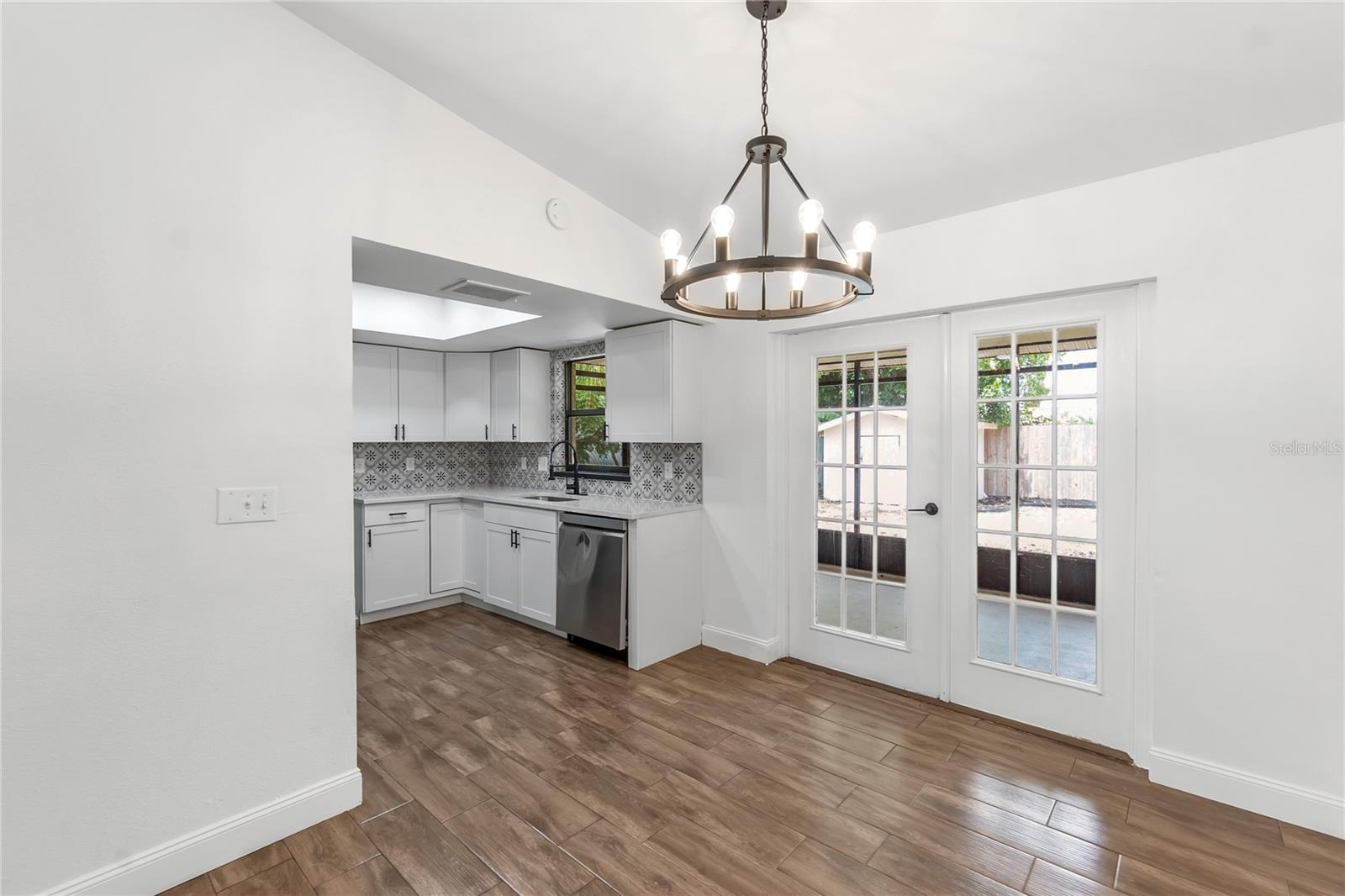 STONE CREEK - Residential