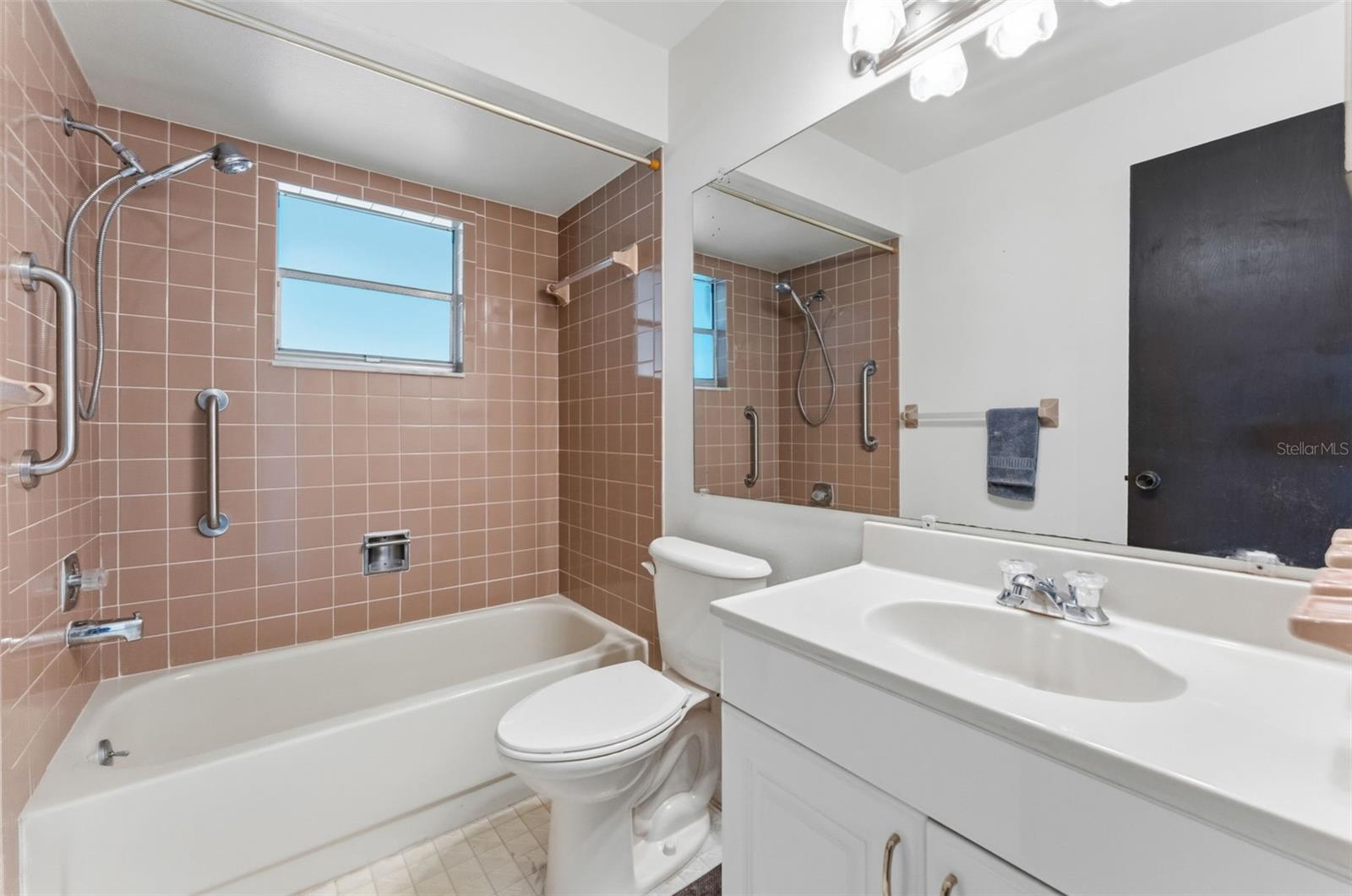 HARBOR PALMS UNIT ELEVEN - Residential