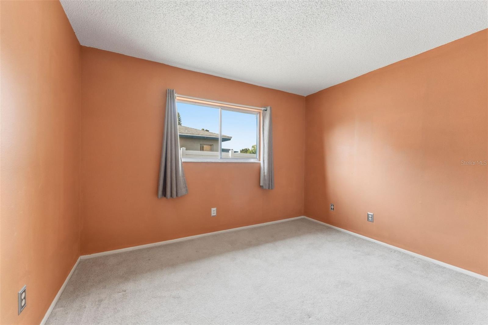 HARBOR PALMS UNIT ELEVEN - Residential