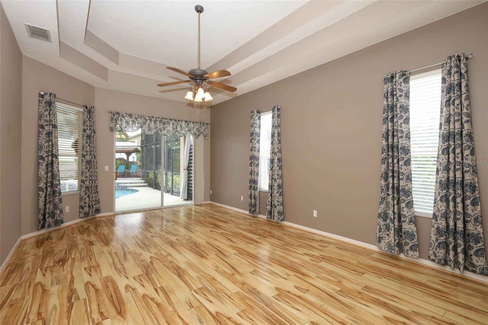 EAGLES POINT PH 5 - Residential