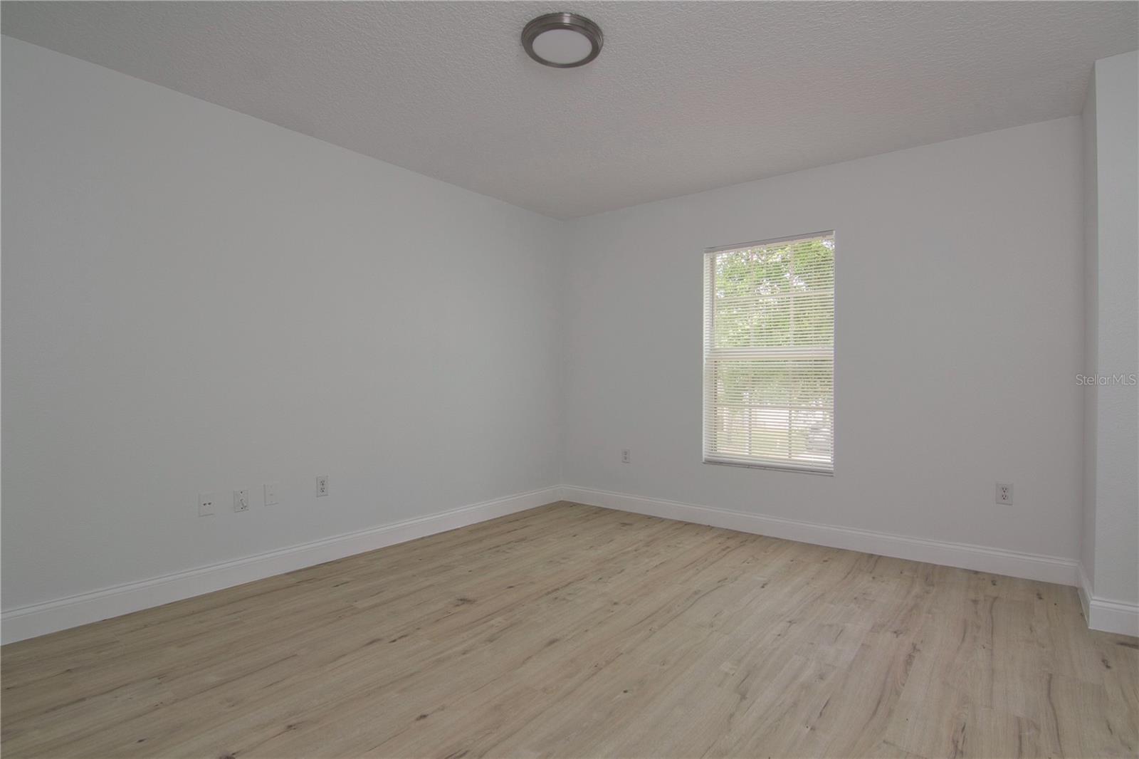 WIND STONE/OCOEE PH 02 A B H & - Residential Lease
