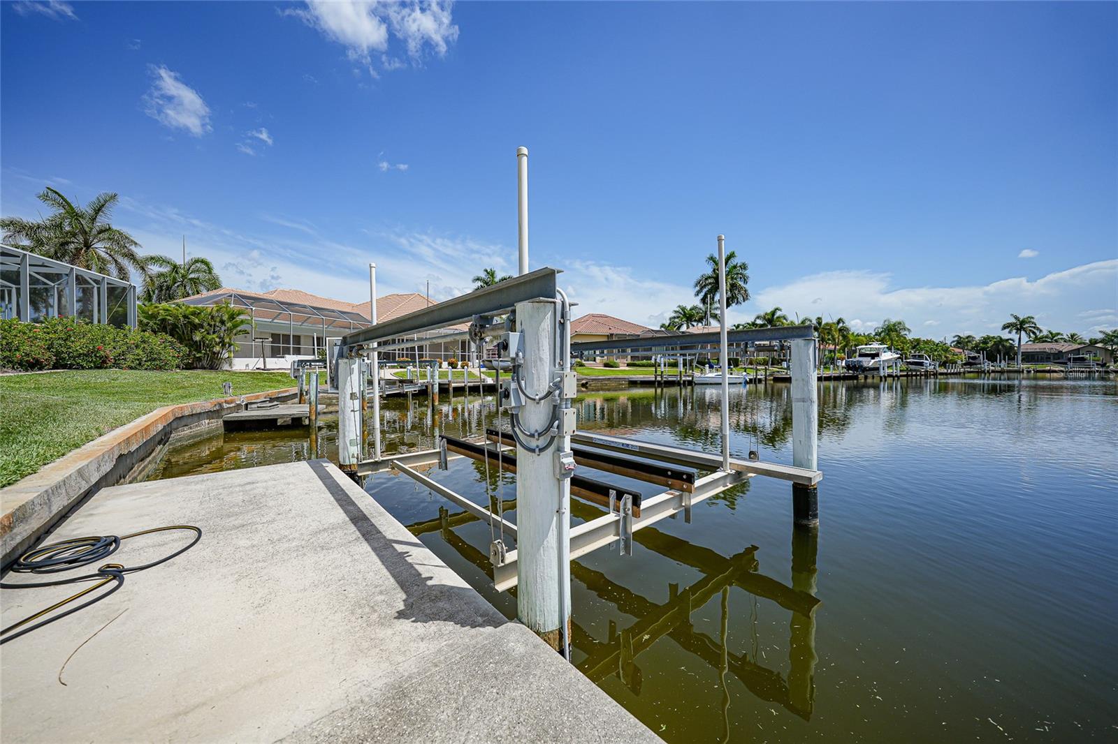 BURNT STORE ISLES SEC 15 - Residential
