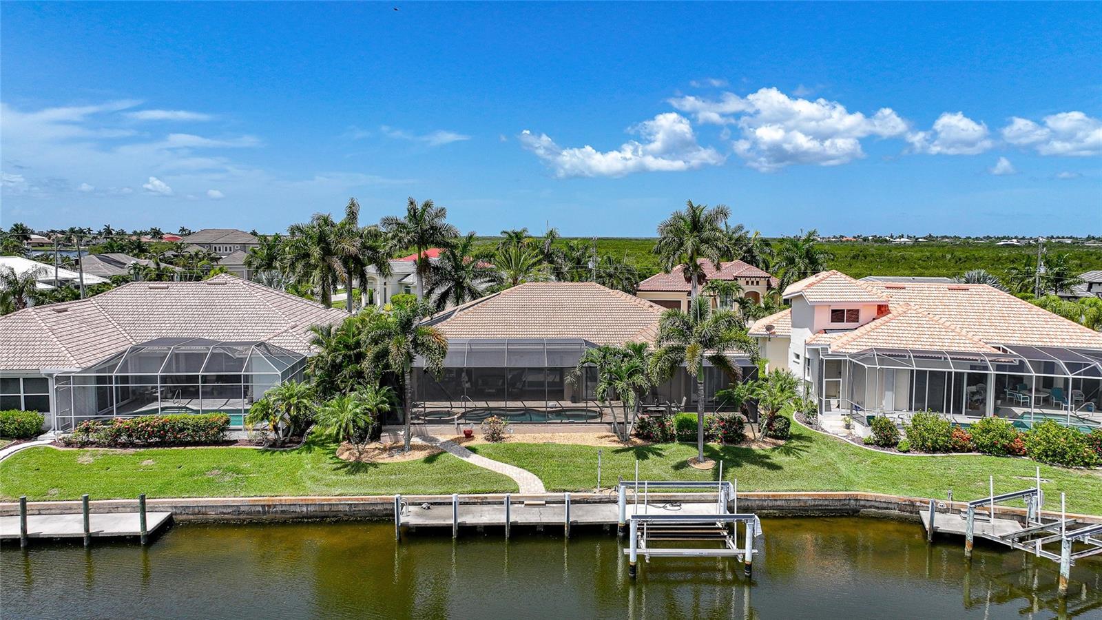 BURNT STORE ISLES SEC 15 - Residential