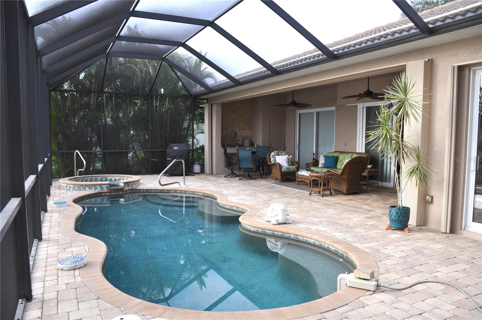 BURNT STORE ISLES SEC 15 - Residential