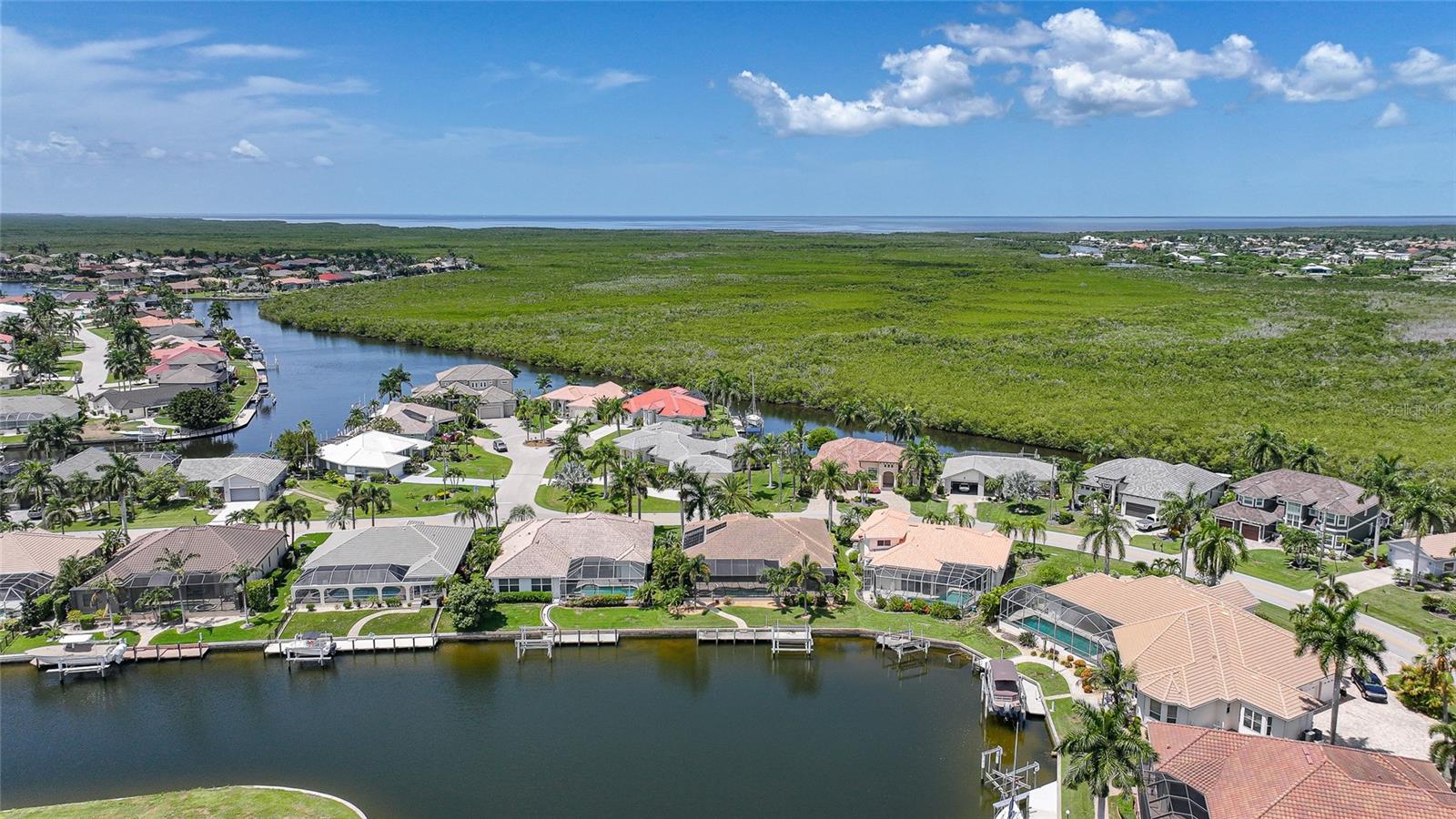 BURNT STORE ISLES SEC 15 - Residential