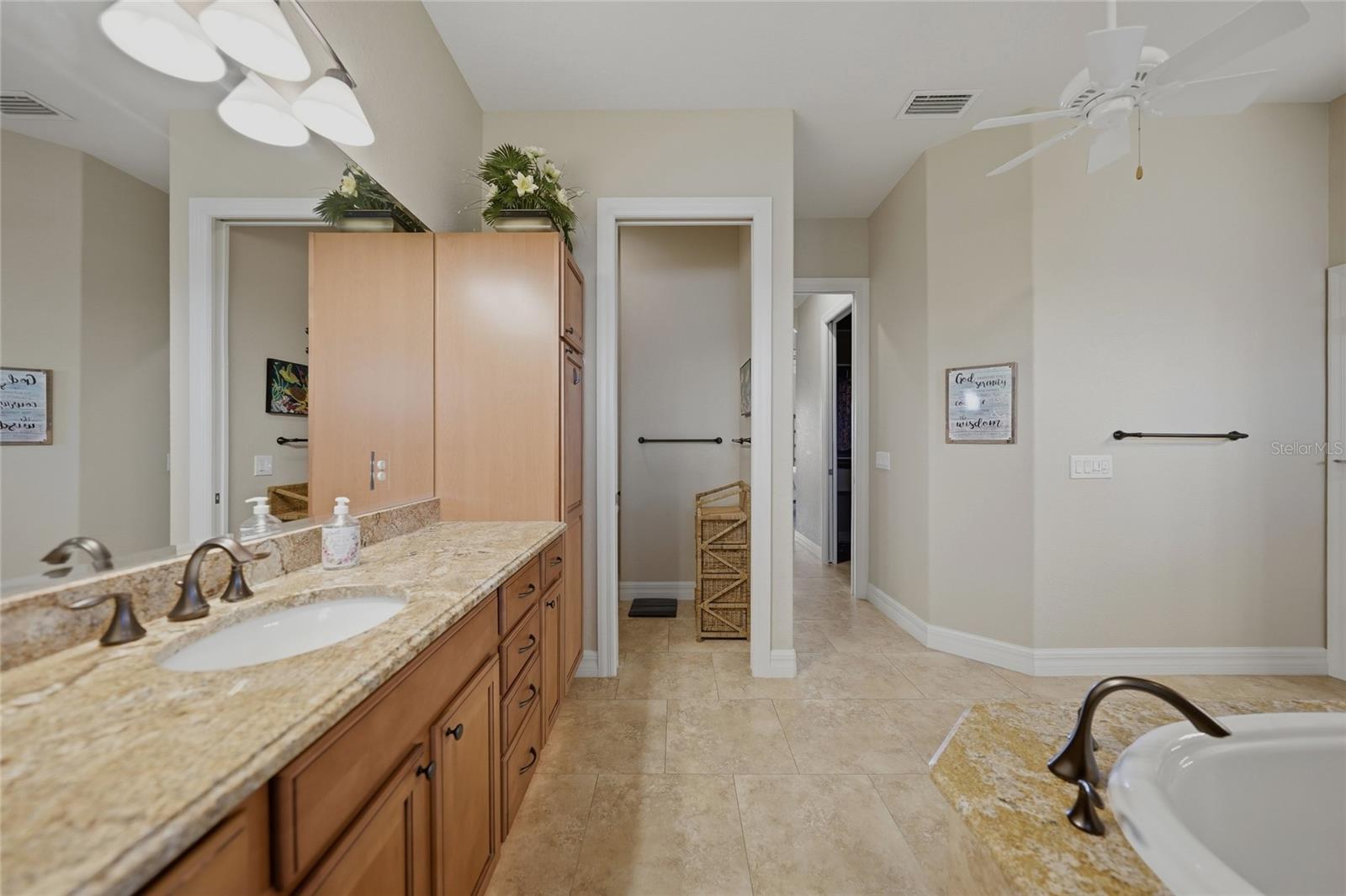 BURNT STORE ISLES SEC 15 - Residential
