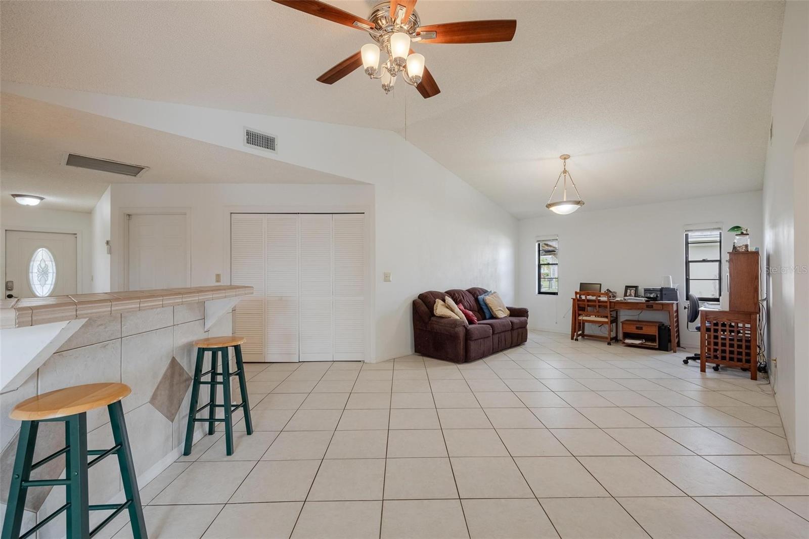 WATERWAY ESTS/FT MYERS - Residential