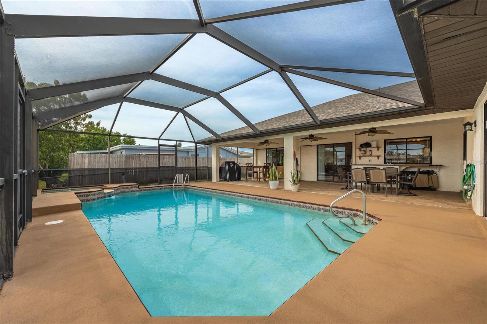 WATERWAY ESTS/FT MYERS - Residential