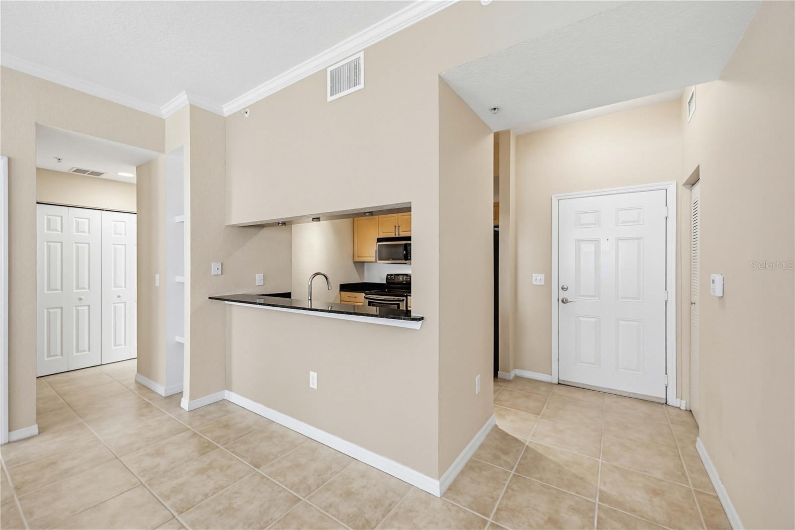 BROADWAY PROMENADE - Residential
