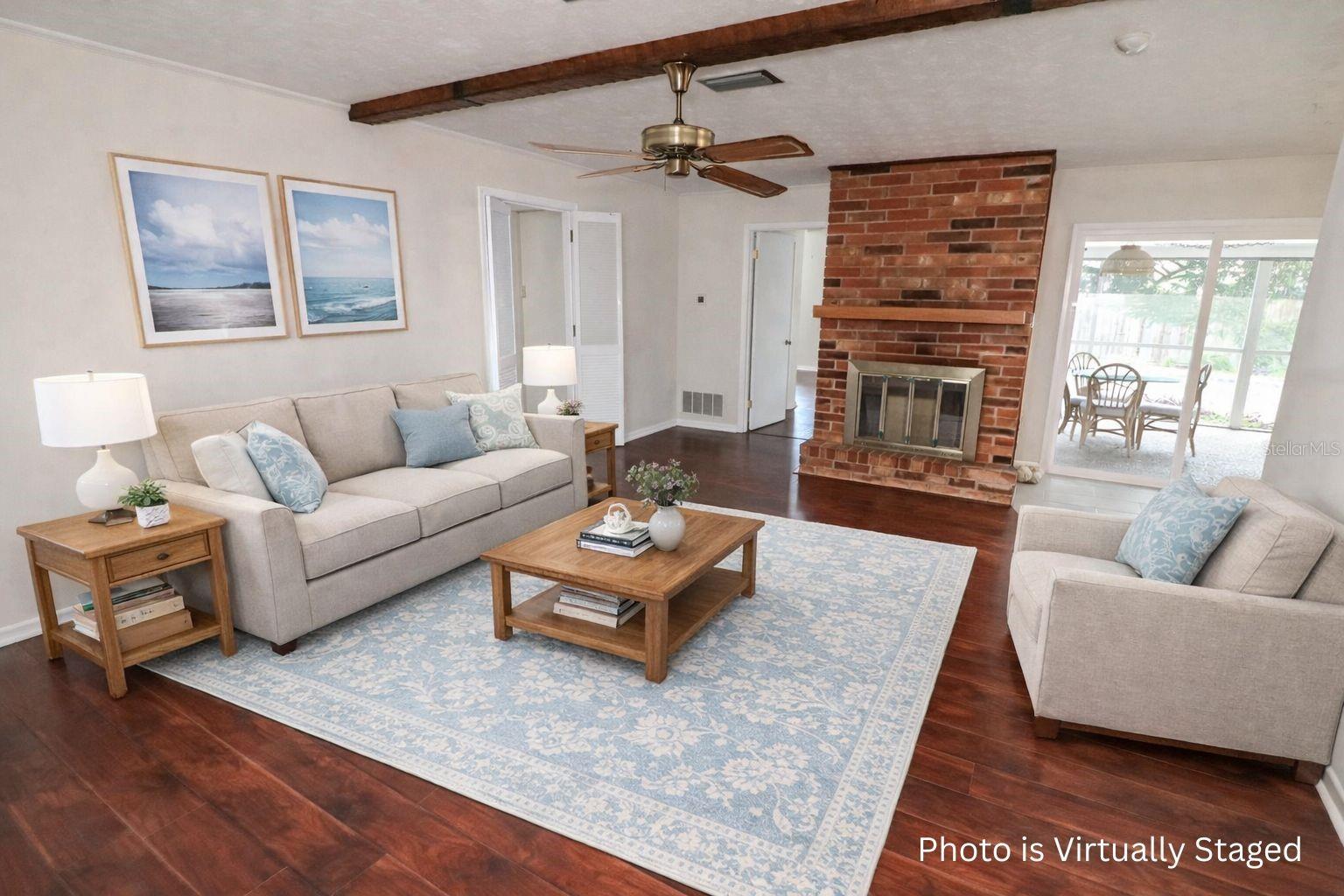 LAKESIDE ESTATES - Residential
