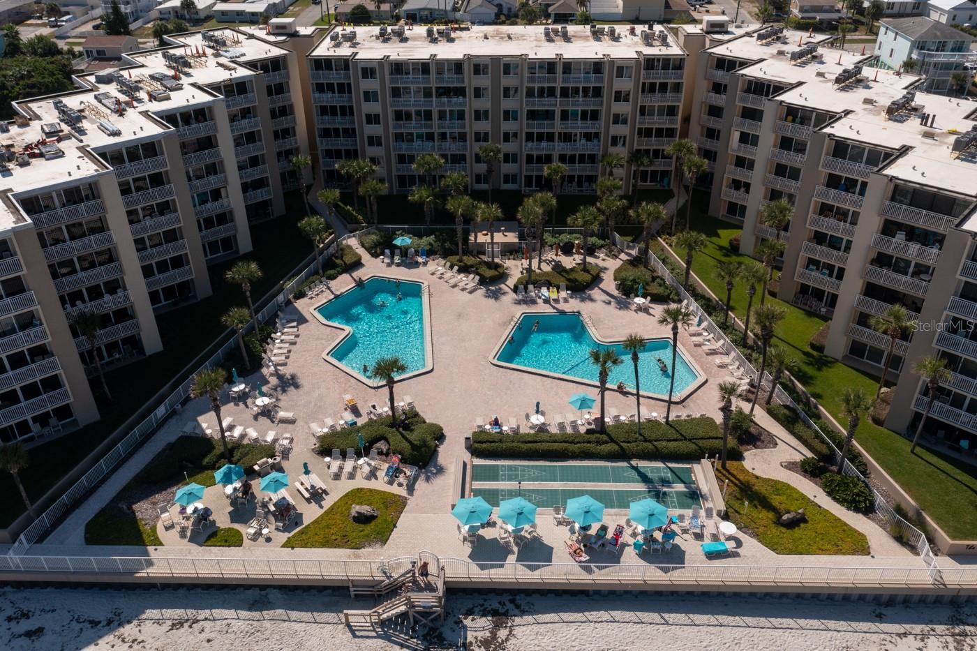 Pelican - Residential