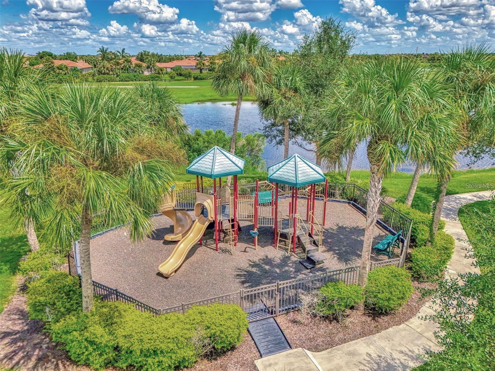 SARASOTA NATIONAL - Residential