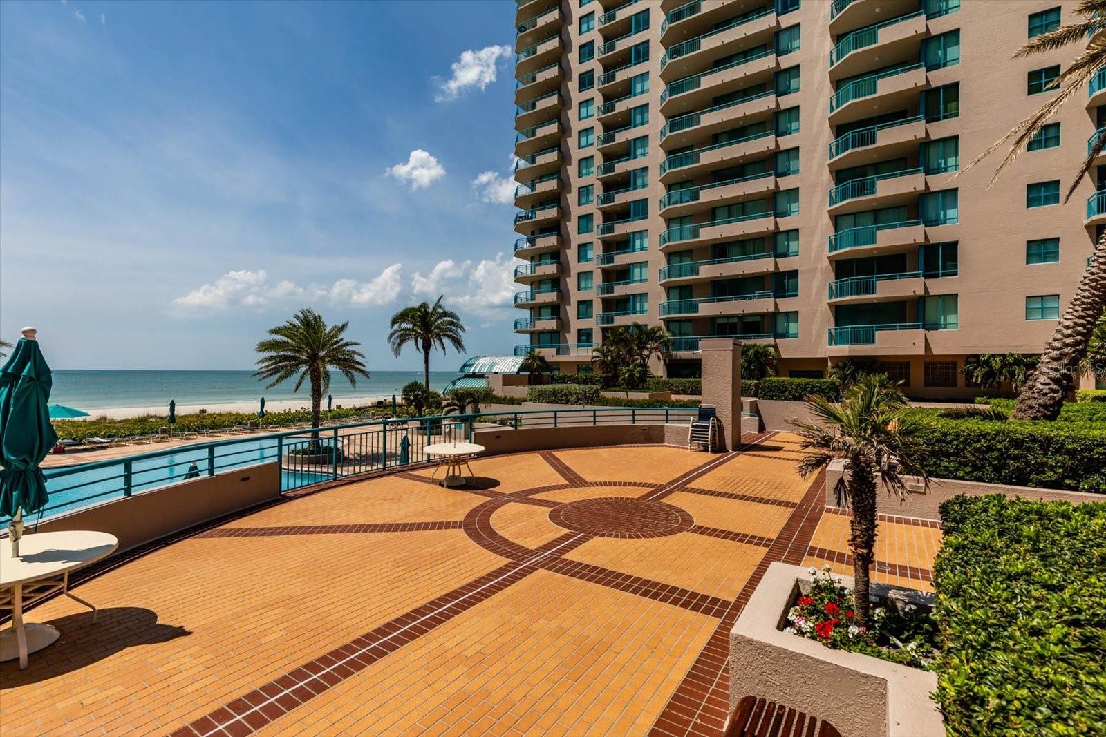 ULTIMAR THREE CONDO - Residential