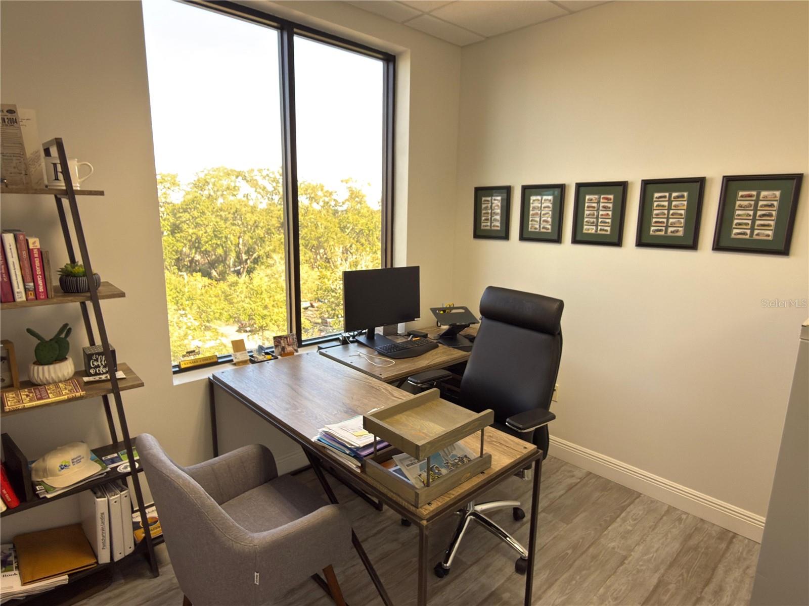 WINDERMERE BUS CENTER - Commercial Sale