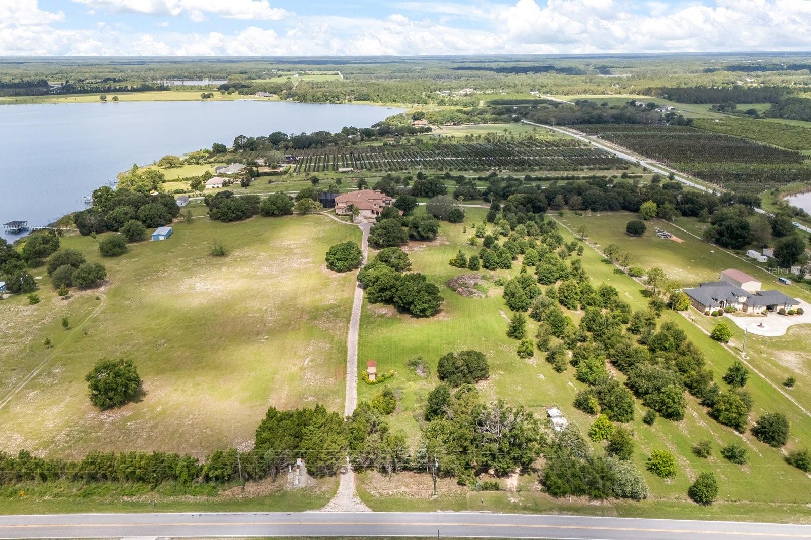POSTAL GROVES - Residential