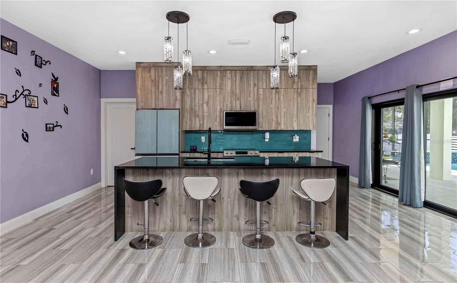 CARLTON TERRACE - Residential