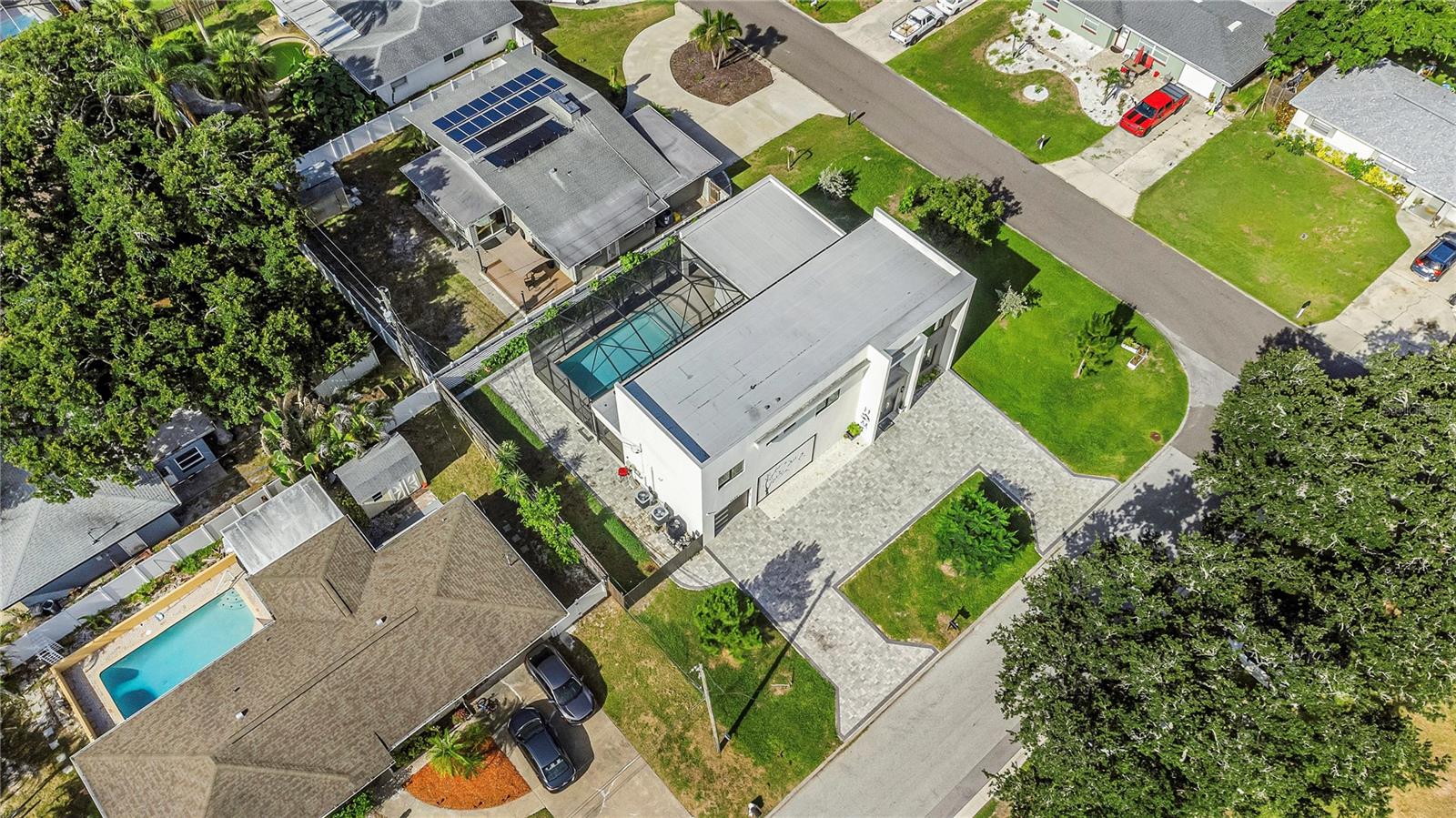 CARLTON TERRACE - Residential
