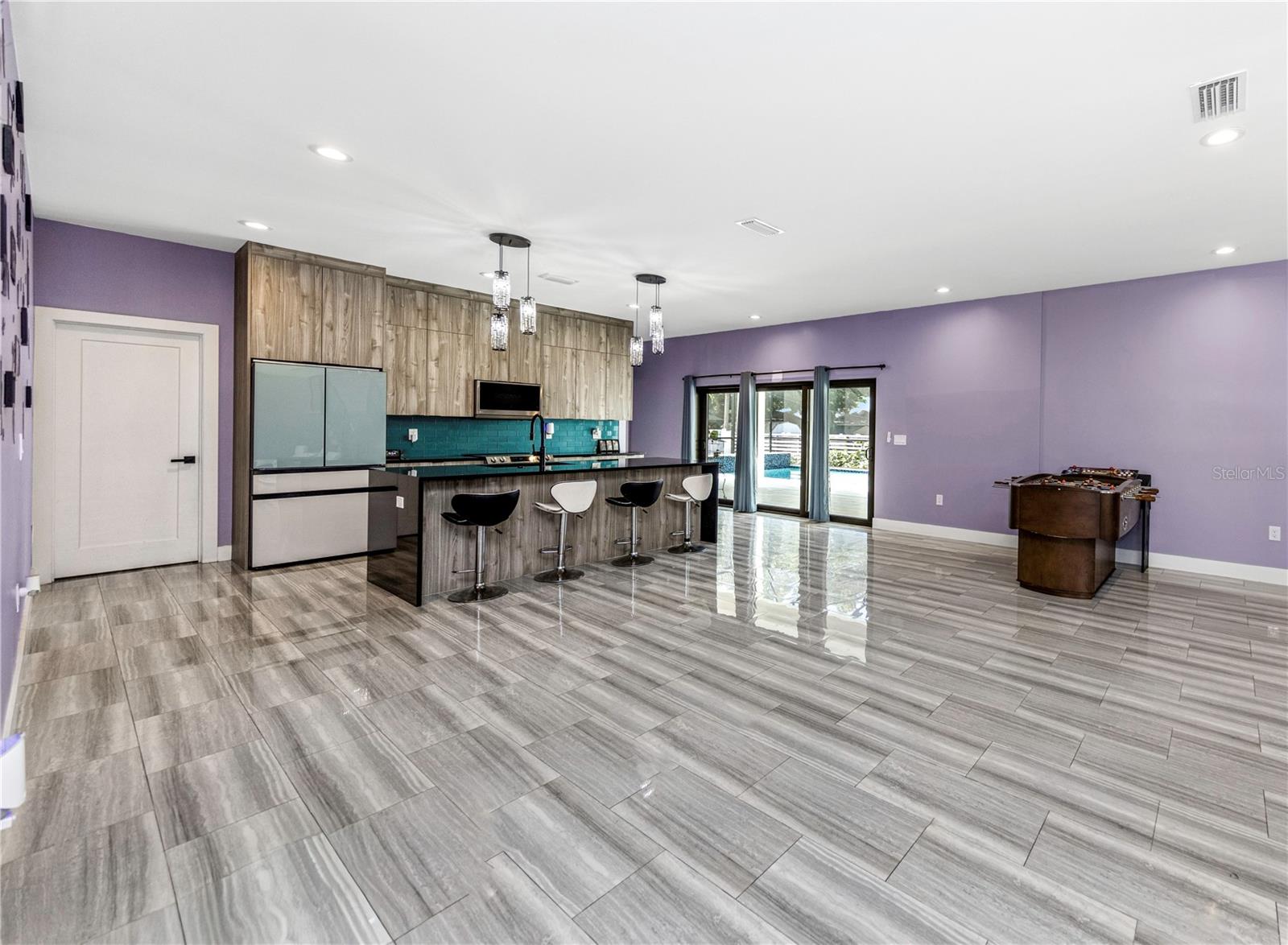 CARLTON TERRACE - Residential
