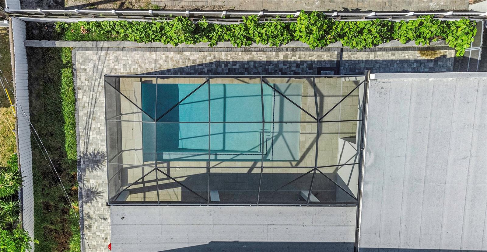 CARLTON TERRACE - Residential