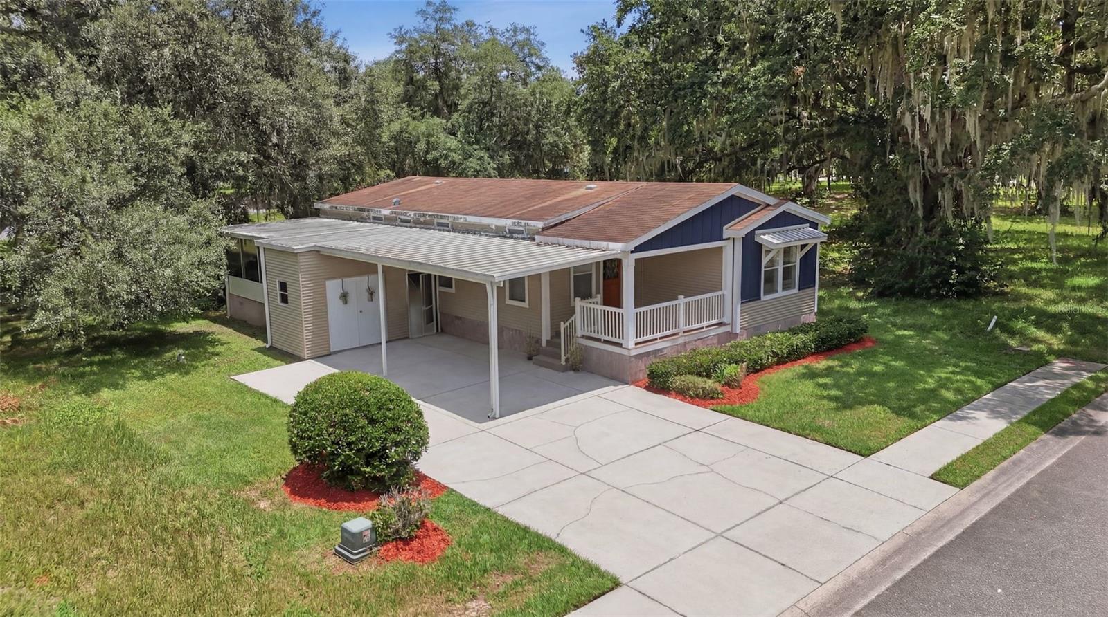 ASTATULA MEADOWS SUB - Residential