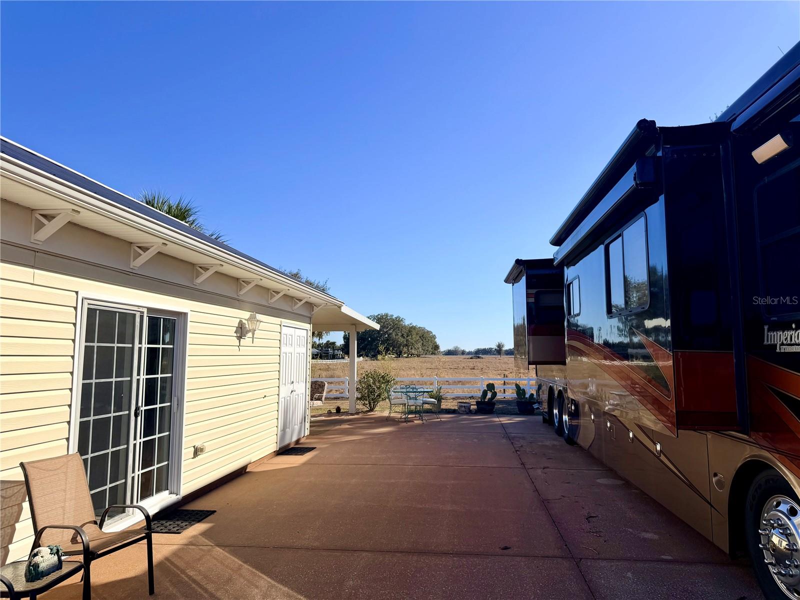 FLORIDA GRANDE MOTOR COACH RESIDENCE - Land