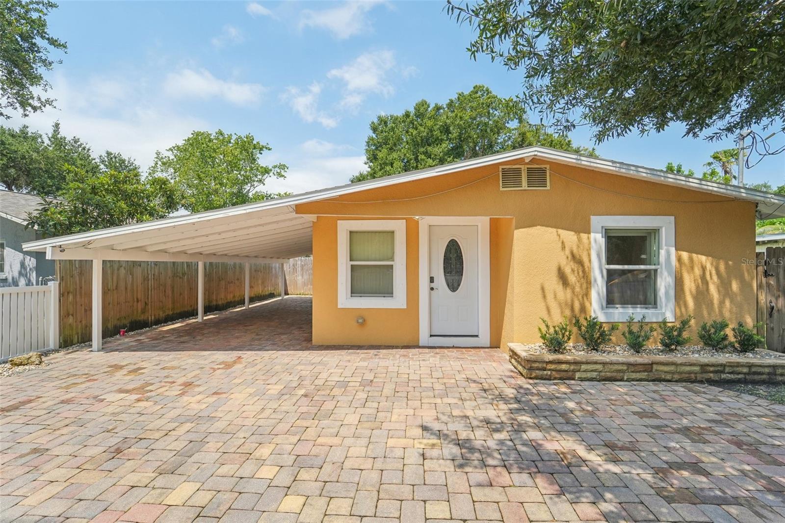 HILL PARK - Residential