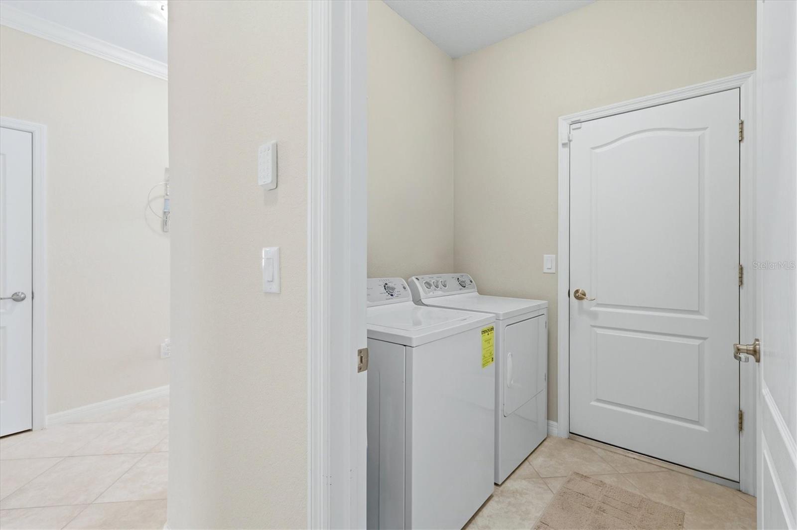 STONEYBROOK AT VENICE - Residential