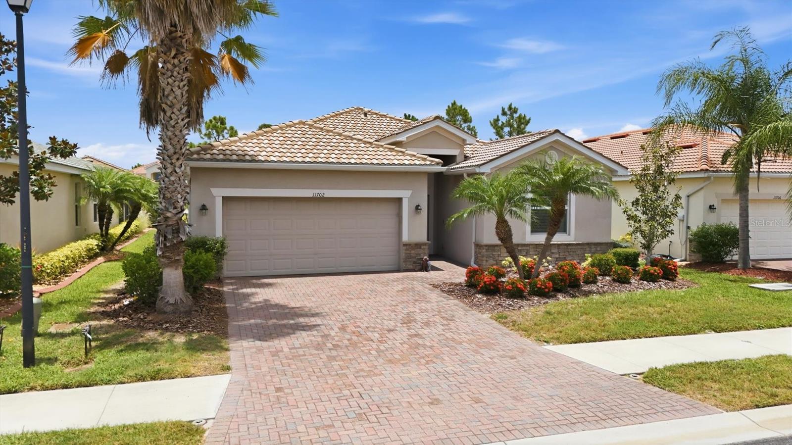 STONEYBROOK AT VENICE - Residential