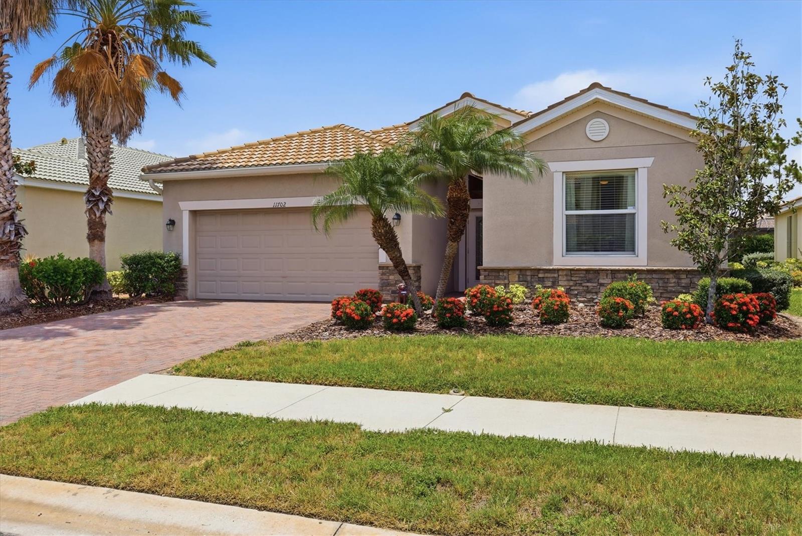 STONEYBROOK AT VENICE - Residential